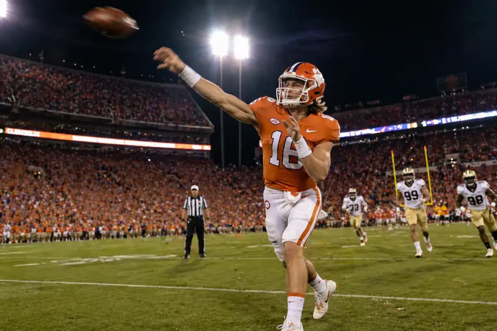 Clemson tigers quarterback action