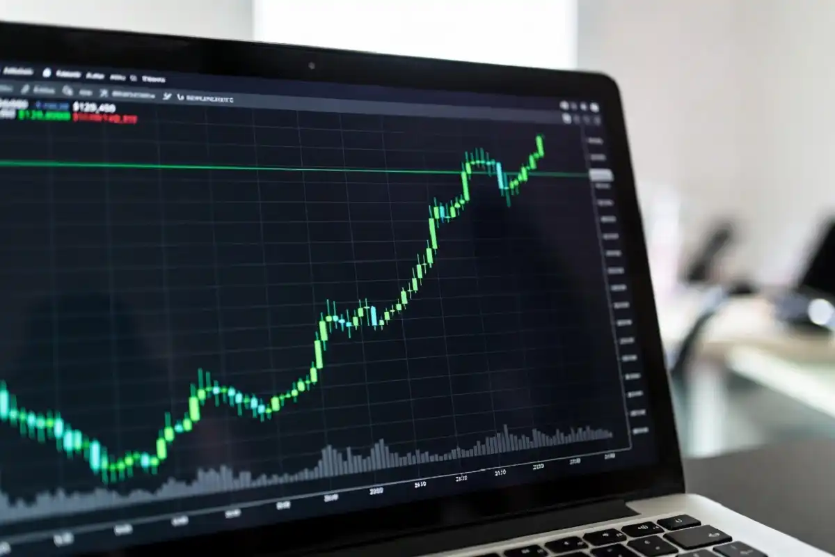 Bitcoin price chart showing $120,000 milestone on trading terminal in May 2026