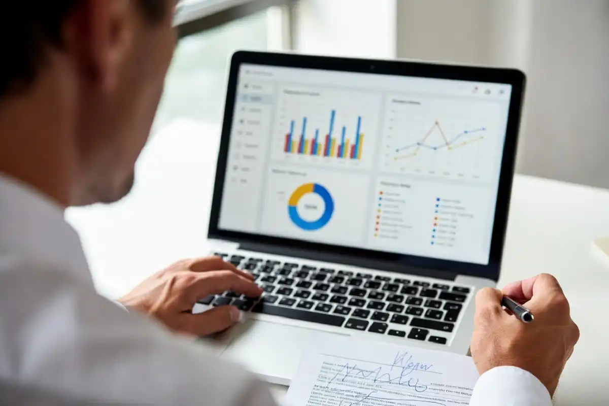 Manager combining AI fluency and human judgment, a key part of leadership skills 2026